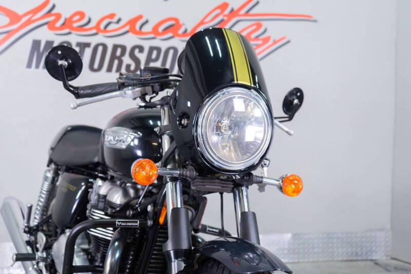 2015 Triumph Thruxton