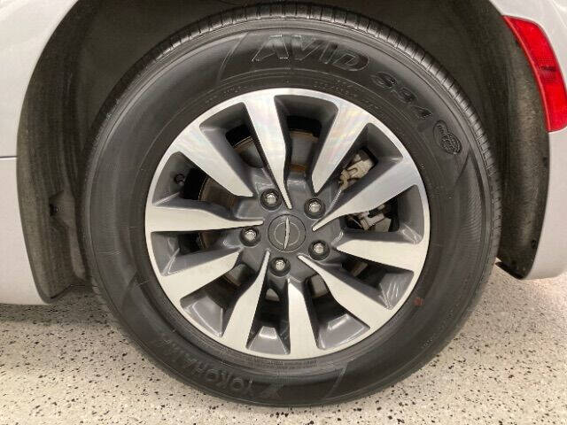 2021 Chrysler Pacifica Touring L