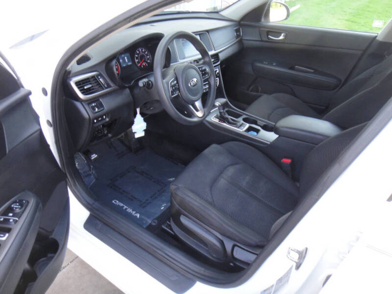 2018 Kia Optima LX