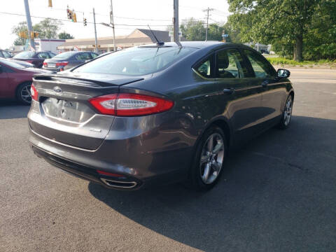 2015 Ford Fusion SE