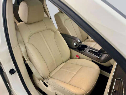 2013 Lincoln MKT EcoBoost