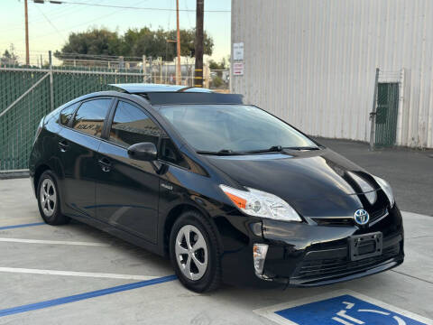 2012 Toyota Prius Two