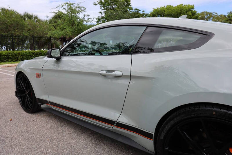 2021 Ford Mustang Mach 1