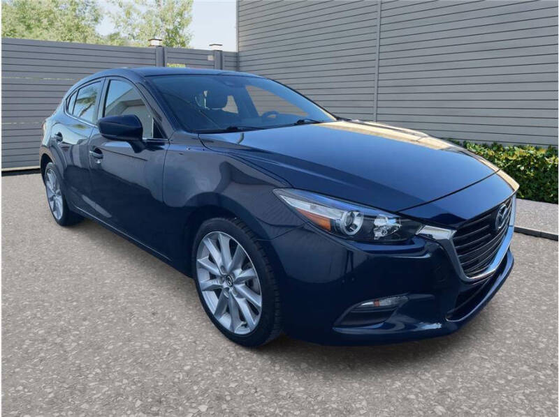 2017 Mazda MAZDA3 Touring 2.5