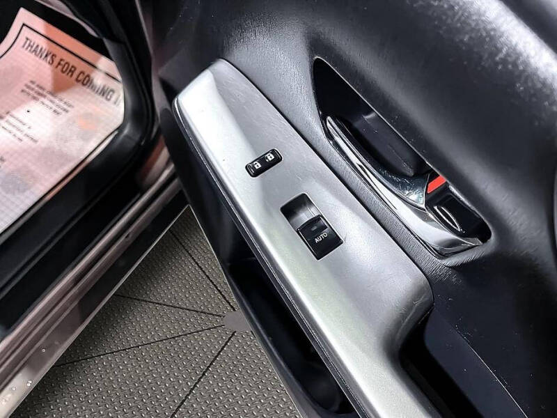 2016 Toyota Prius v