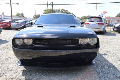 2014 Dodge Challenger SXT
