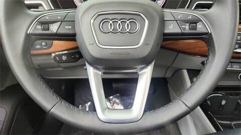 2024 Audi A4 quattro Premium Plus 40 TFSI