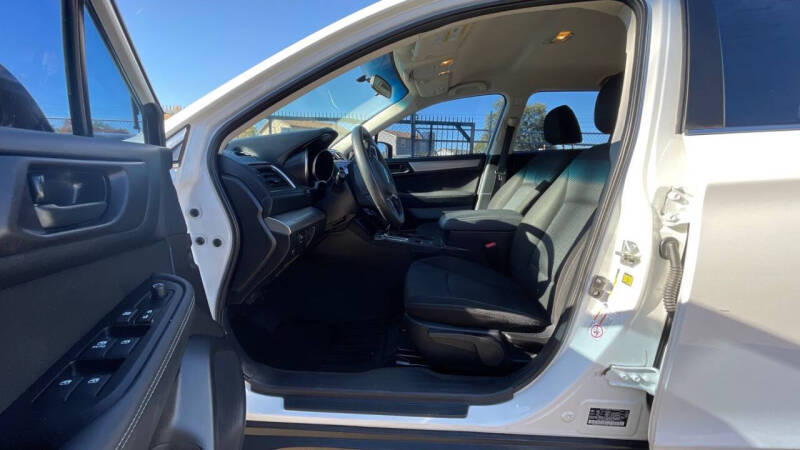 2017 Subaru Outback 2.5i