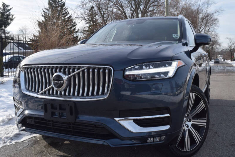 2022 Volvo XC90 T6 Inscription 6-Passenger