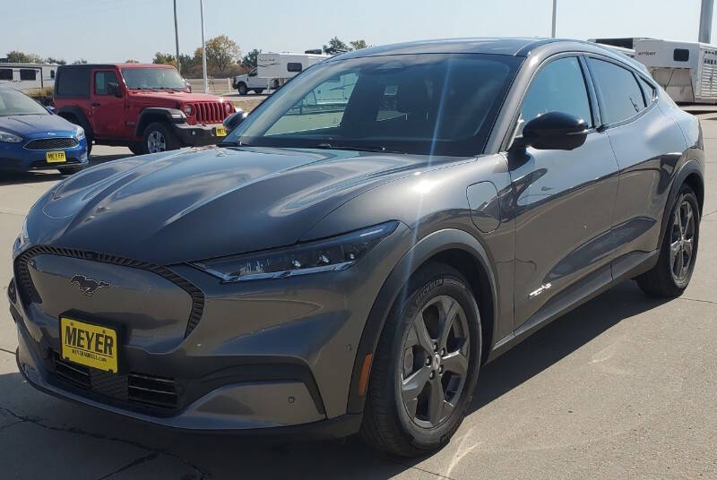 2023 Ford Mustang Mach-E Select