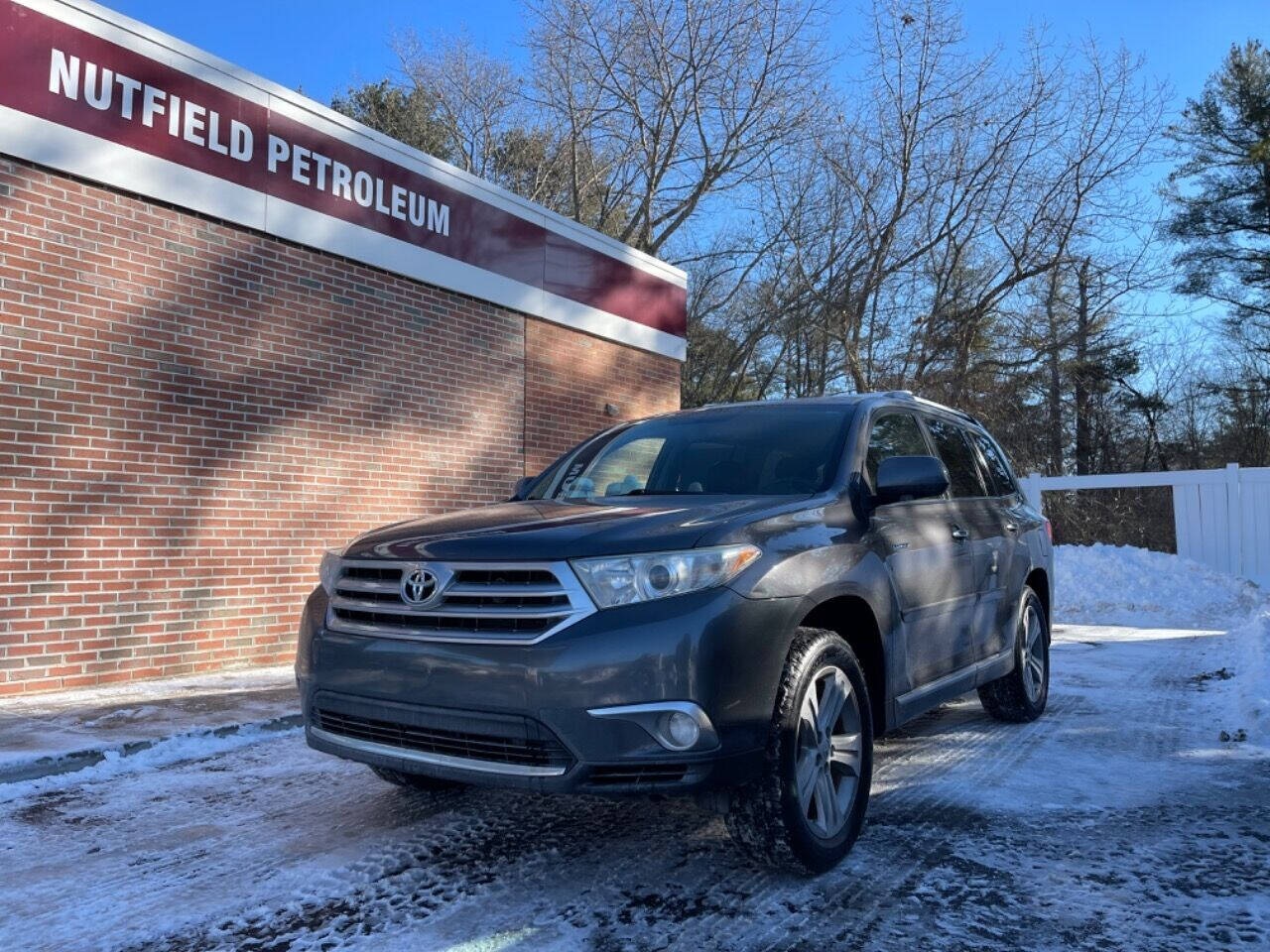 Nutfield Petroleum Car Dealer in Londonderry, NH