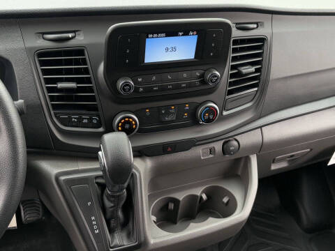 2025 Ford Transit 250