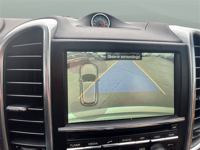 2014 Porsche Cayenne Platinum