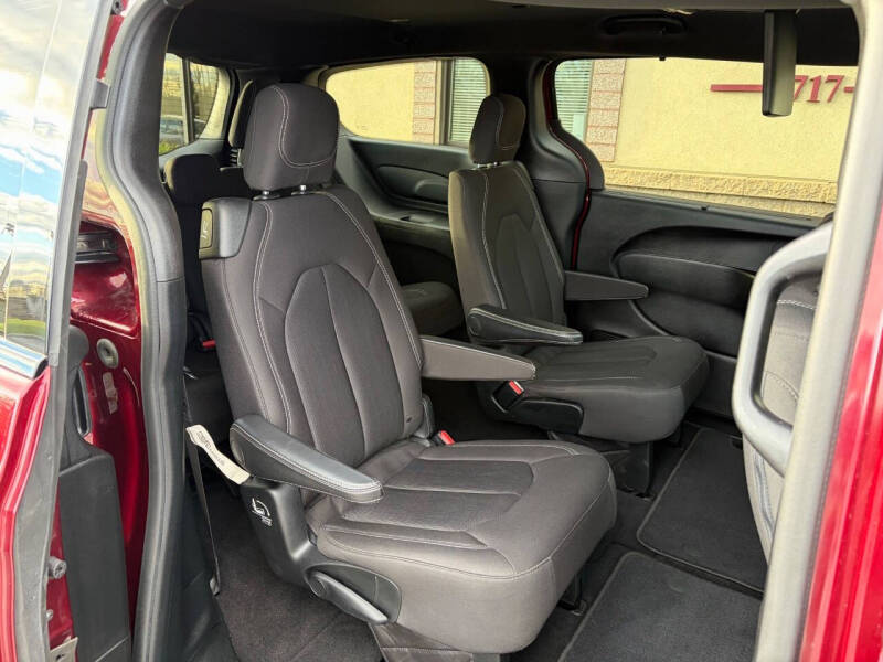 2018 Chrysler Pacifica Touring Plus