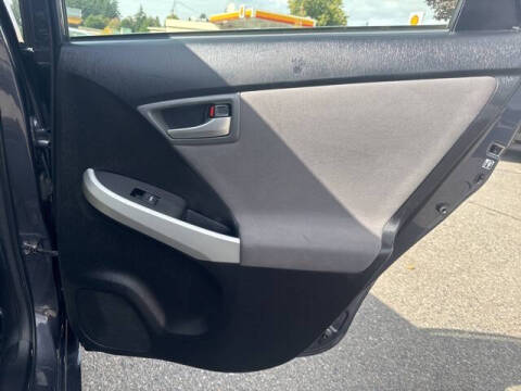 2015 Toyota Prius Two