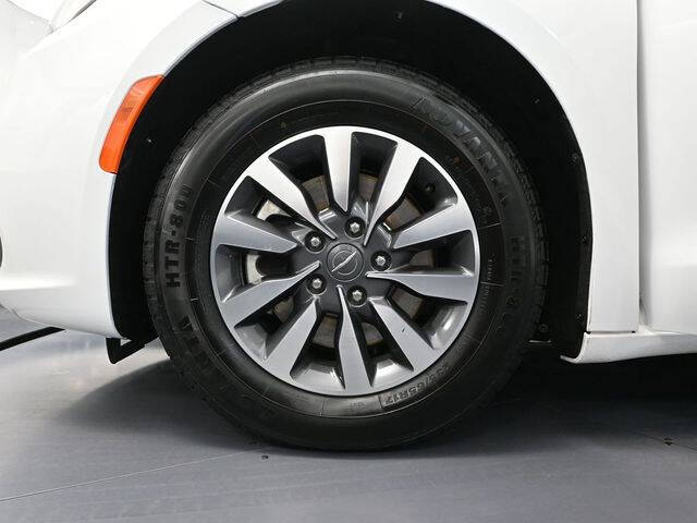 2023 Chrysler Pacifica Plug-In Hybrid Touring L