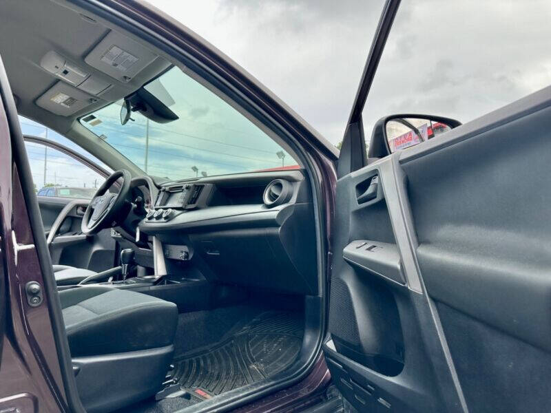 2018 TOYOTA RAV4 SUV / Crossover - $23,995