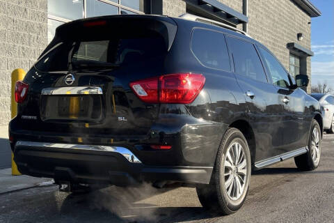 2019 Nissan Pathfinder SL