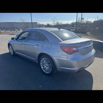 2013 Chrysler 200 Limited