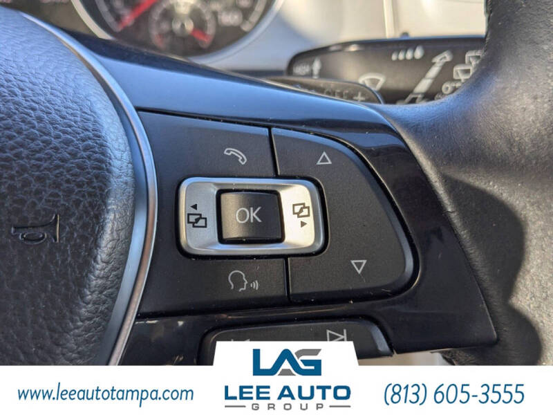 2015 Volkswagen Golf TDI S