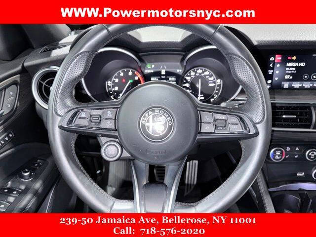 2022 Alfa Romeo Stelvio Ti