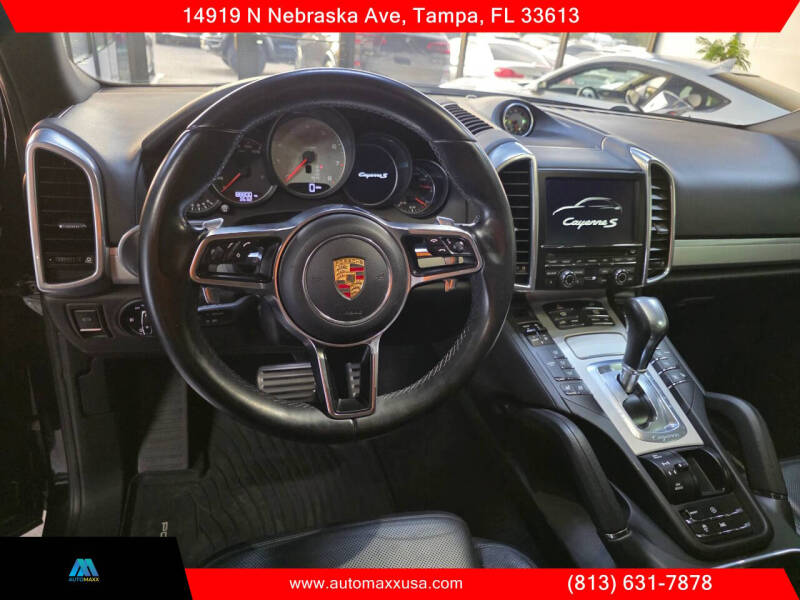 2016 Porsche Cayenne S