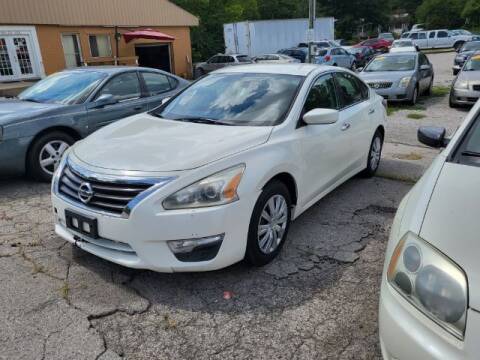 2015 Nissan Altima for sale at Tates Creek Motors KY in Nicholasville KY