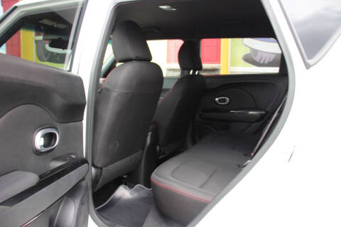 2014 Kia Soul +