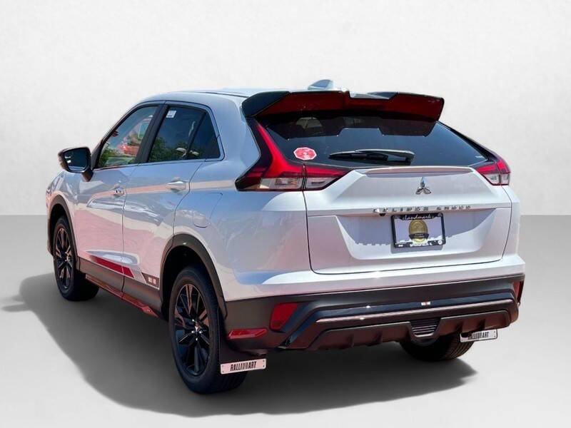 2024 Mitsubishi Eclipse Cross LE