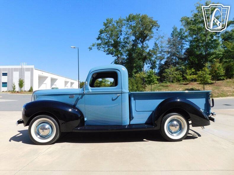 1941 Ford F-100
