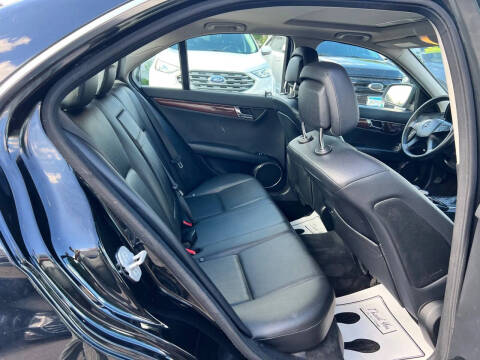 2009 Mercedes-Benz C-Class