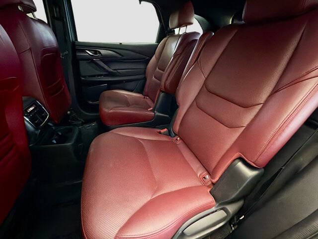 2023 Mazda CX-9 Carbon Edition