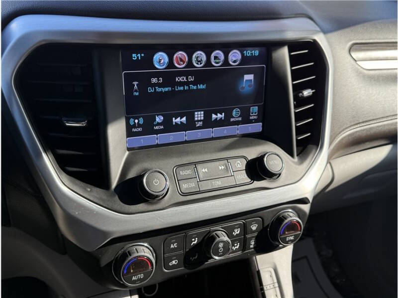 2019 GMC Acadia SLT-1