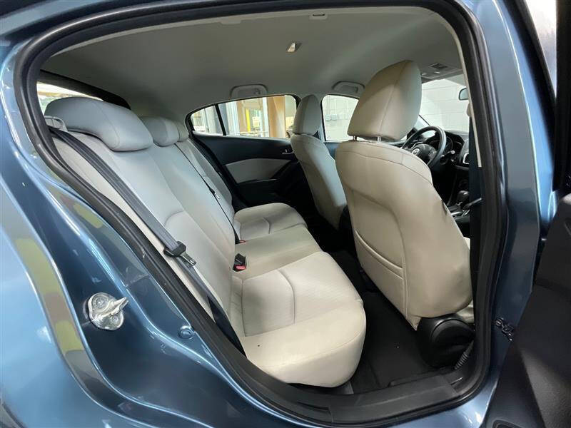 2016 Mazda MAZDA3 i Sport