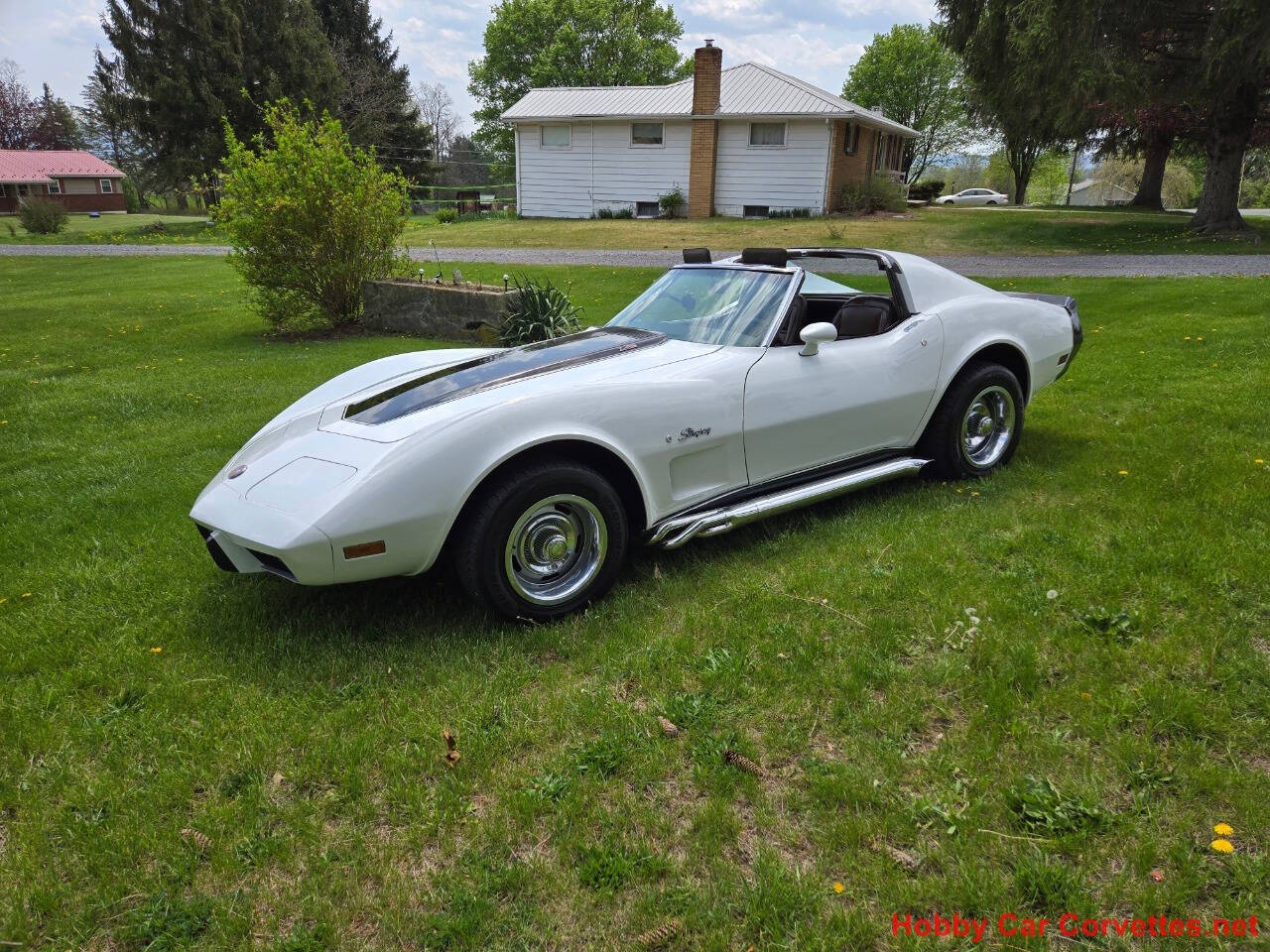 1976 Chevrolet Corvette 27