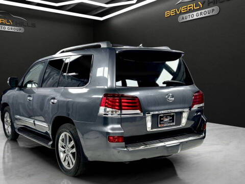 2015 Lexus LX 570