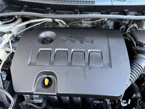 2011 Toyota Corolla LE