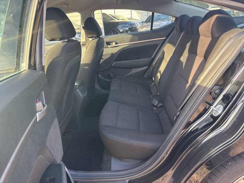 2019 Hyundai Elantra SEL