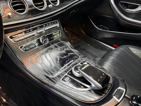 2019 Mercedes-Benz E-Class E 300
