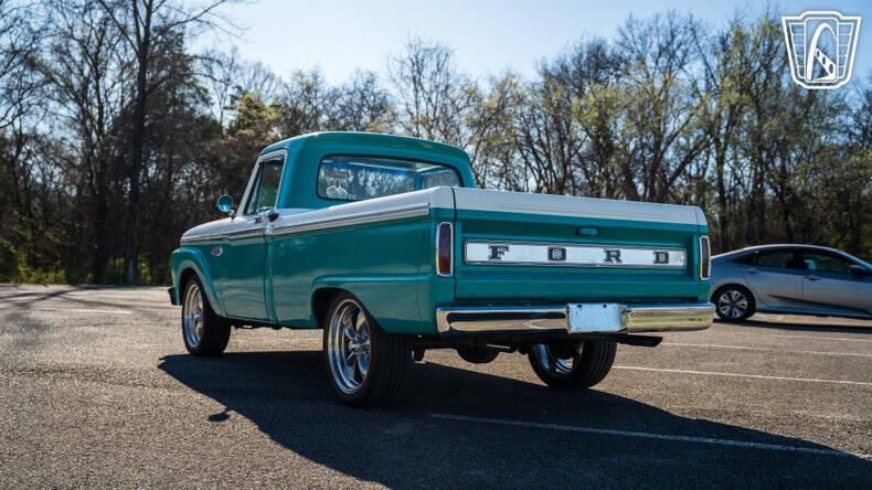 1966 Ford F-100