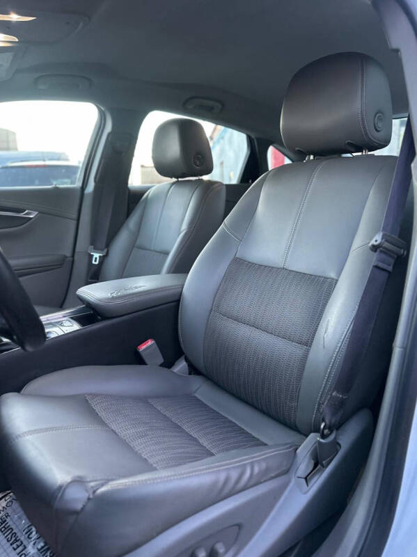 2017 Chevrolet Impala LT