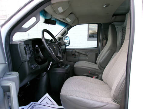 2017 Chevrolet Express 2500