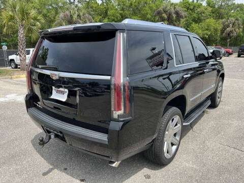 2018 Cadillac Escalade Luxury