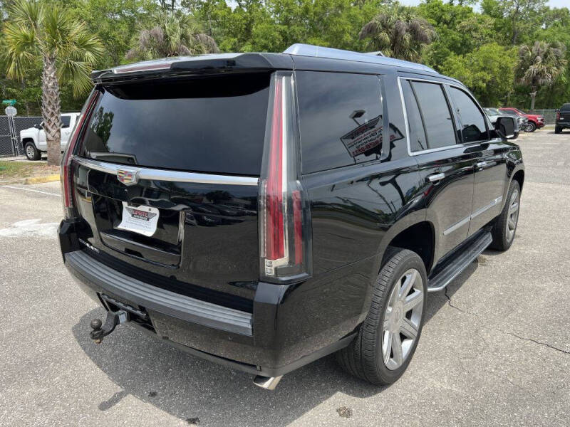 2018 Cadillac Escalade Luxury