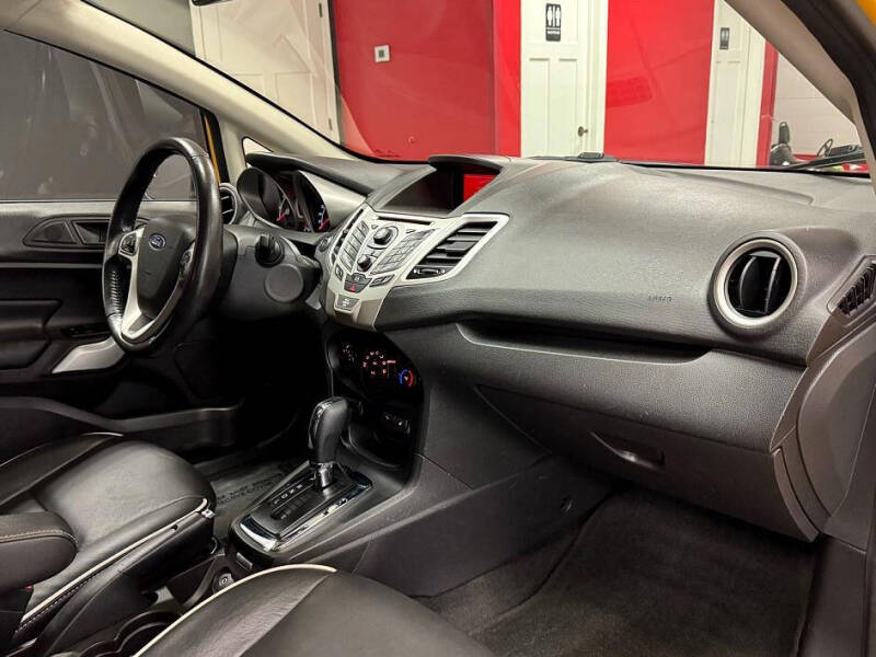 2013 Ford Fiesta Titanium