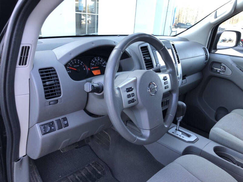 2021 Nissan Frontier SV