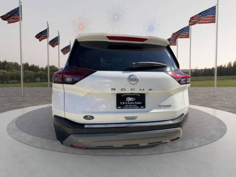 2023 Nissan Rogue SV