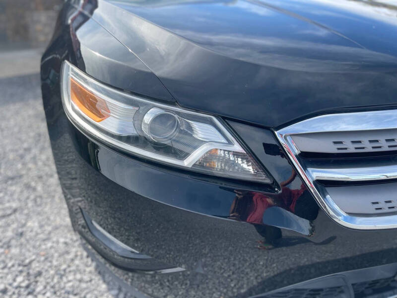 2012 Ford Taurus Limited