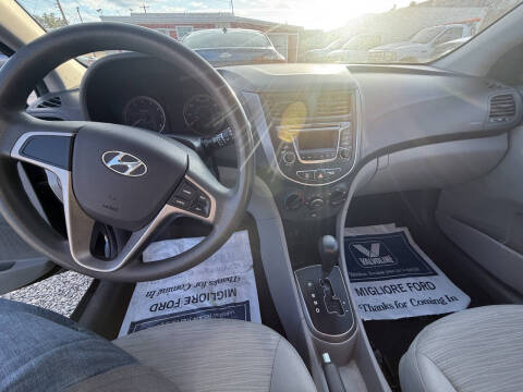 2015 Hyundai Accent GS