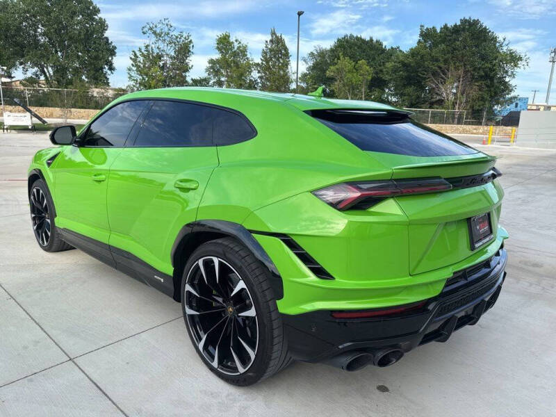 2024 Lamborghini Urus S